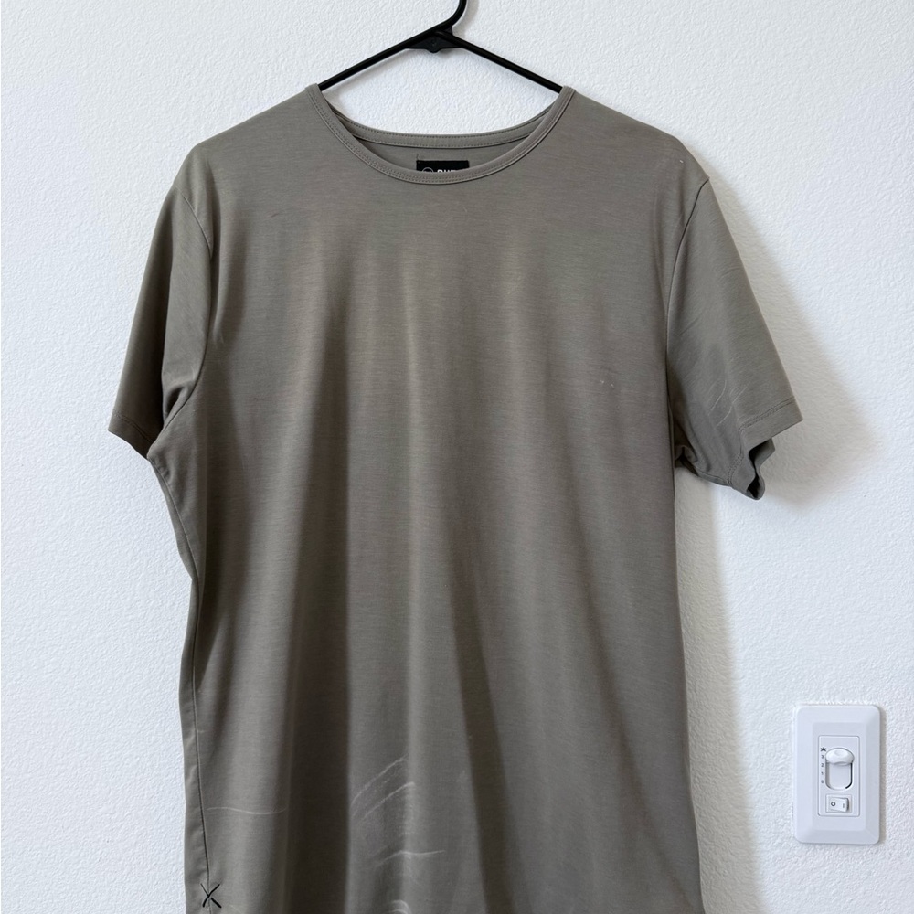 Cuts Clothing Men's Olive Short Sleeve Tee